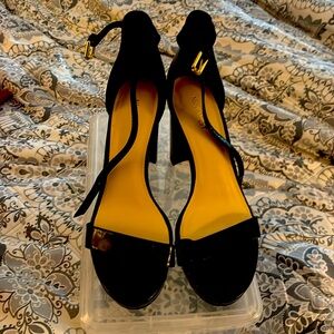 Black Nine West heels